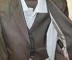 Kids suits n brogues - Image 8/10