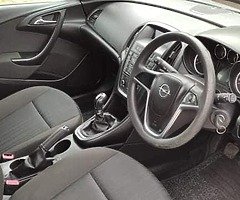 2011 Opel Astra Estate ( manual) - Image 5/9