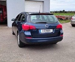 2011 Opel Astra Estate ( manual) - Image 9/9