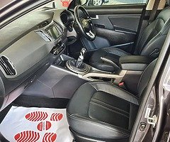 KIA SPORTAGE III 2014 - Image 8/10
