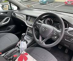 Vauxhall Astra 1.6 CDTi Design Ecotec - Image 5/8