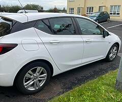 Vauxhall Astra 1.6 CDTi Design Ecotec - Image 6/8