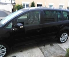 Touran automatic car 7 seats 1.9 diesel - Image 8/10