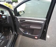 Touran automatic car 7 seats 1.9 diesel - Image 9/10