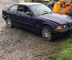 2 Bmw e36 318 for breaking - Image 6/8