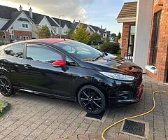 2016 Ford fiesta ecoboost black edition - Image 3/5