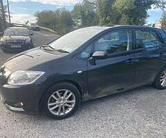09toyota auris - Image 9/10