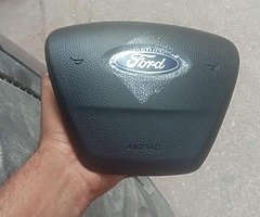 Airbag & headlight available