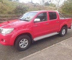 Toyota hilux 3.0 d4d crewcab pick up - Image 3/10