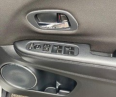 2016 Honda HR-V 1.6 Diesel Manual - Image 9/10