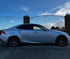 2017 Lexus IS 300 - Image 10/10
