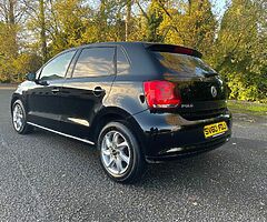 2011 Volkswagen Polo - Image 5/10