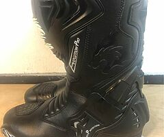 Motorcycle boots for sale