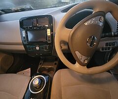 2011 Nissan Leaf - Image 6/7