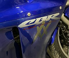 2003 Honda CBR - Image 3/8