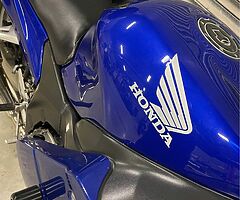 2003 Honda CBR - Image 6/8