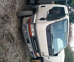 Mitsubishi canter