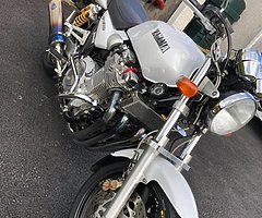 Yamaha XJR 1300