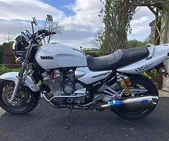 Yamaha XJR 1300 - Image 4/4