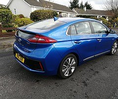June 2017 Hyundai Ioniq Premium Se Hybrid Top Spec - Image 5/10