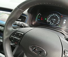 June 2017 Hyundai Ioniq Premium Se Hybrid Top Spec - Image 8/10