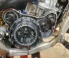 2001 Honda CR - Image 5/5