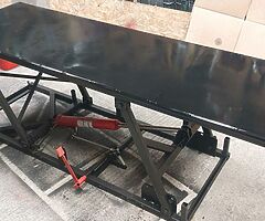 Motorbike bench lift