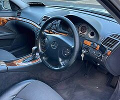 Mercedes W211 - Image 4/8