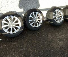 Audi A6 17s genuine alloy wheels with good tyres for sale