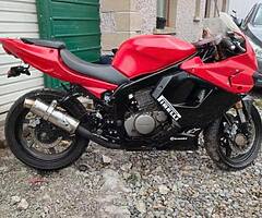 Hyosung gt250r