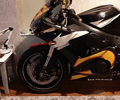 2007 Yamaha YZF-R - Image 6/10
