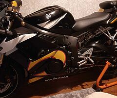 2007 Yamaha YZF-R - Image 8/10