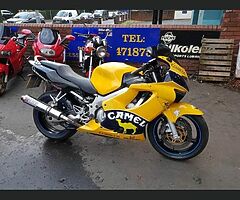 2000 Honda CBR