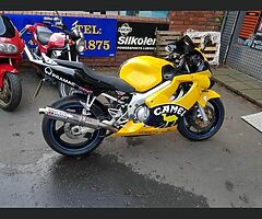 2000 Honda CBR - Image 4/6