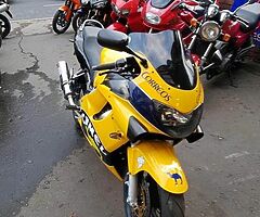 2000 Honda CBR - Image 5/6