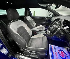 2016 Volkswagen  Golf R DSG 2.0 4Motion - Image 9/10