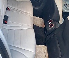 Mercedes Benz c220 amg Line - Image 6/8