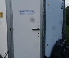 Box trailer