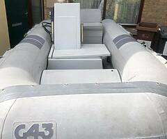 Rib boat with Yamaha engine - Image 3/7