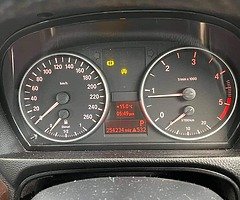 BMW 320d AUTOMATIC - Image 7/9