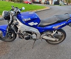 Yamaha YZF 600R Thundercat Streetfighter