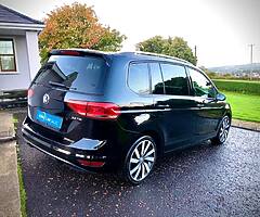 2016 Volkswagen Touran - Image 4/9