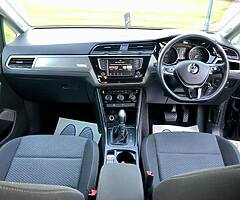2016 Volkswagen Touran - Image 8/9