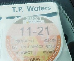 Car - Image 4/10