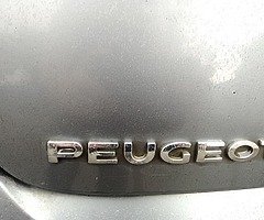 Car - Image 6/10
