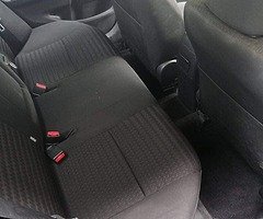 2009 toyota Corolla - Image 5/10