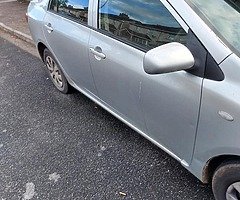 Toyota corolla - Image 4/7