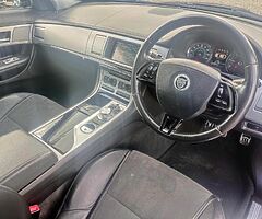2013 Jaguar XF - Image 8/10