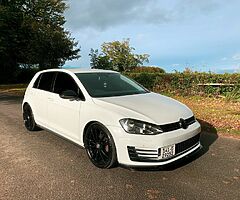 2014 Volkswagen Golf Mk7 HighLine 1.6 TDI Bluemotion - Image 3/10