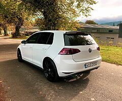 2014 Volkswagen Golf Mk7 HighLine 1.6 TDI Bluemotion - Image 7/10